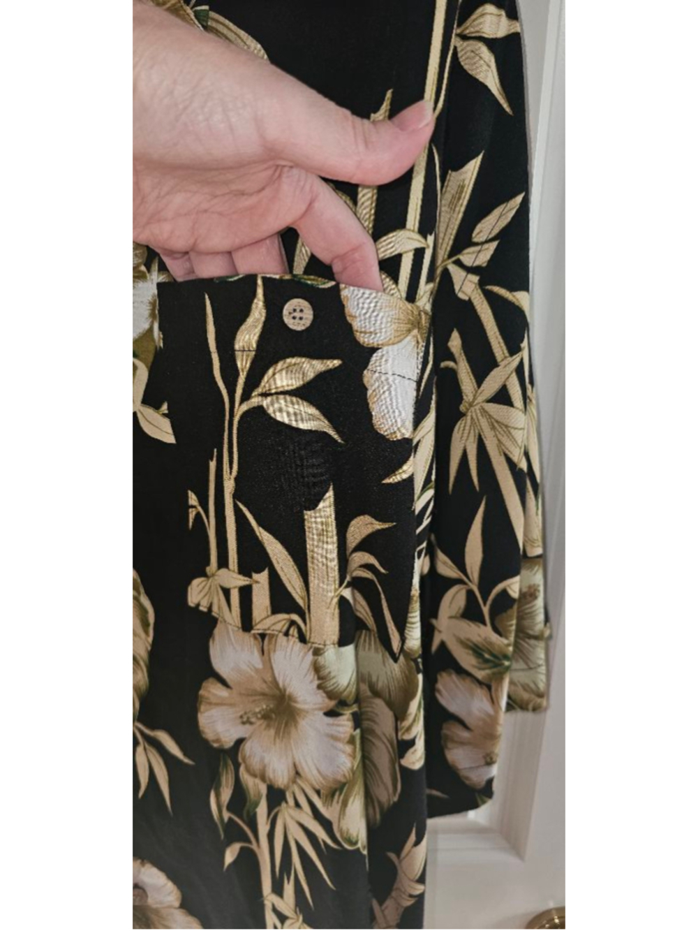 Men's Islander Casual Button Down Shirt XXL Black Beige Floral - Picture 4 of 5